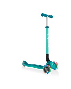 GLOBBER Primo Foldable PLUS With Lights - EMERALD GREEN