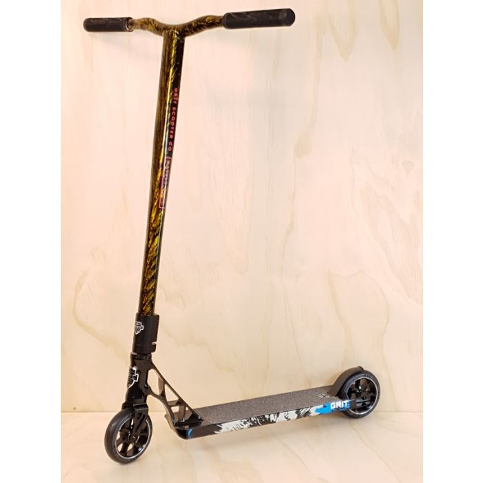 Custom Scooter - GRIT BLACK  / GOLD LASER