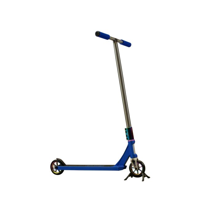 Custom Scooter - WARRIOR - BLUE NEO CHROME