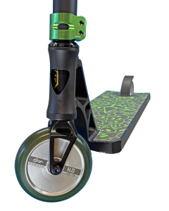 sz XL Grit Invader 6" Custom Build Green / Black