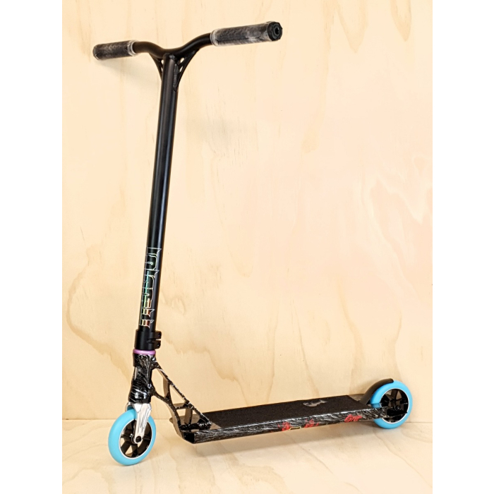 Custom Scooter - GRIT LASER SILVER - PRODIGY