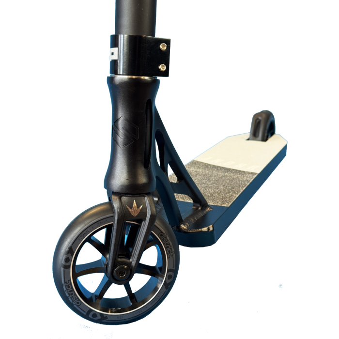 sz L Striker XT2 Custom Scooter Black / White