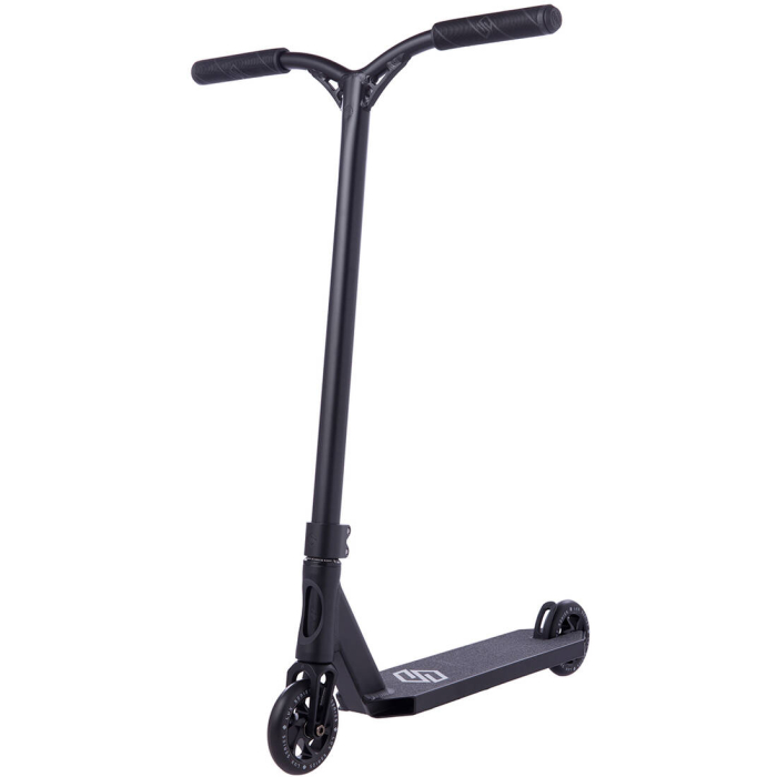 Striker LUX Scooter - BLACK